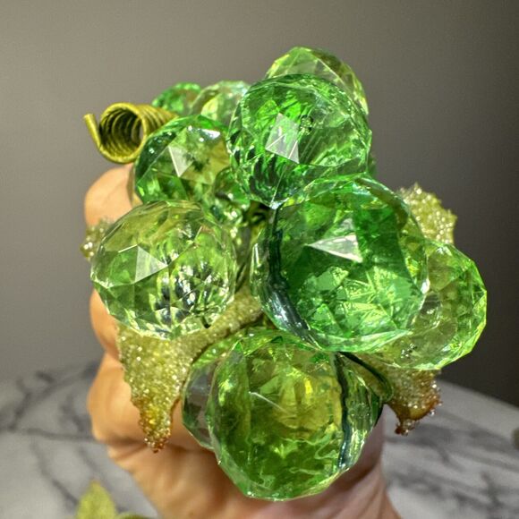 4 NEW Vintage Acrylic Faceted Green Ombré Grapes Cluster Decor Sugared Leaves - Picture 7 of 13